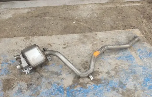 Maserati Levante Muffler/silencer 670157998