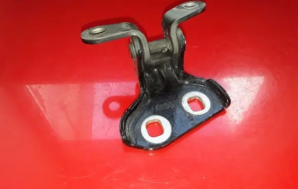 Cadillac SRX Rear door upper hinge VR033