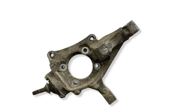 Volvo V70 Front wheel hub 9461944