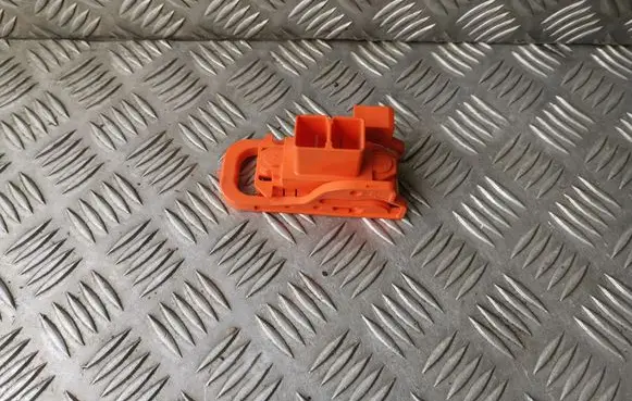 Toyota Prius (XW20) Battery relay fuse W32
