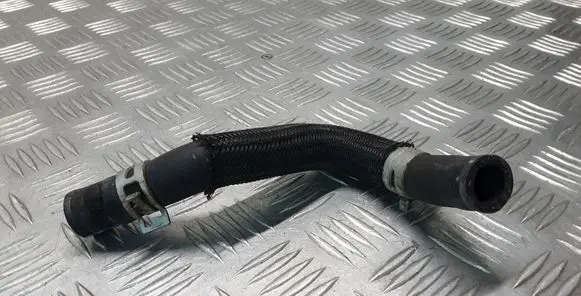 Toyota RAV 4 (XA40) Engine coolant pipe/hose