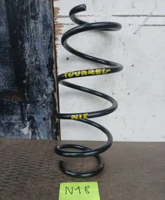 Volkswagen Touareg I Front coil spring