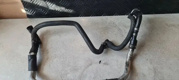 Volvo XC90 Engine coolant pipe/hose 8692724