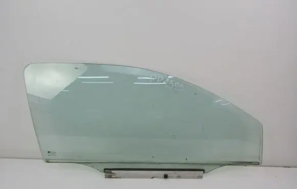 Opel Corsa C Front door window glass four-door 