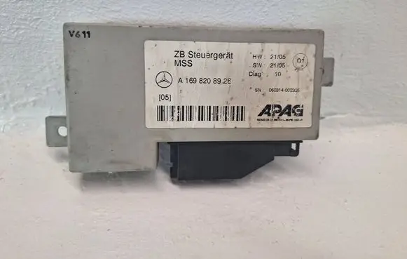 Mercedes-Benz B W245 AHM trailer towing control unit/module A1698208926 06031400233