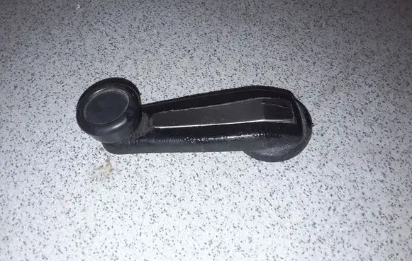 BMW 7 E38 Rear door window winding handle 51321875839 1875839