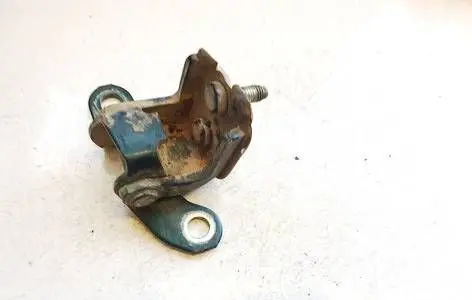 Toyota Avensis T220 Rear door lower hinge