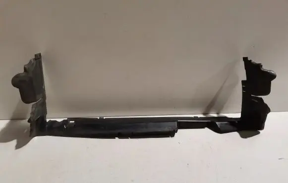 Land Rover Evoque I Intercooler air channel guide GJ328327