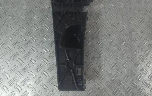 Audi RS7 C8 Bumper support mounting bracket corner 4K8807454
