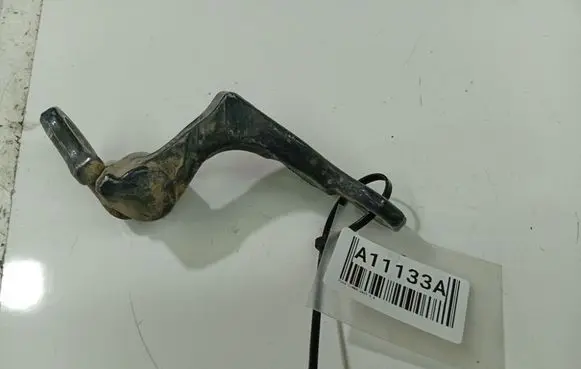Ford C-MAX I Front door upper hinge 