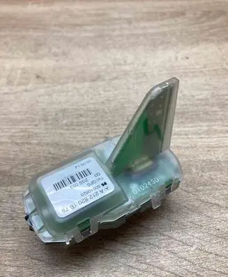 Mercedes-Benz E W212 Aerial GPS antenna A2128201675