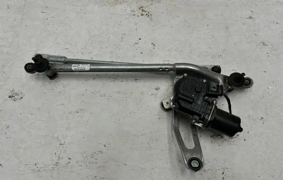 Audi A5 Front wiper linkage and motor 8W6955023F