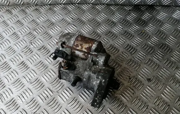 Toyota Yaris Starter motor 2810033050 4280000570