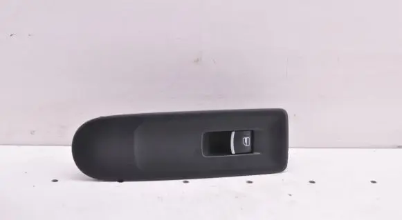 Volkswagen Golf VI Electric window control switch 5K0867256