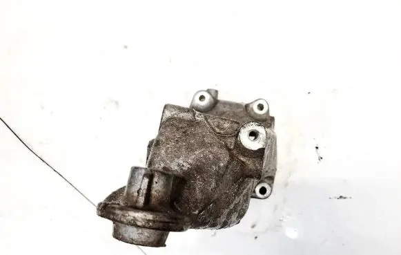 Mercedes-Benz E W212 Engine mounting bracket a6512233504