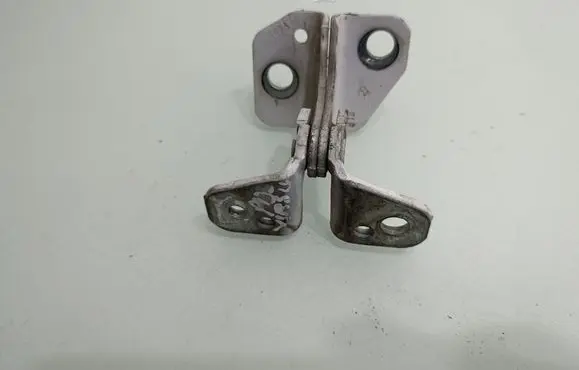 Jeep Grand Cherokee Front door upper hinge 