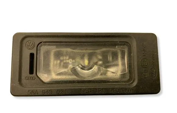 Skoda Octavia Mk3 (5E) Number plate light 5NA943021