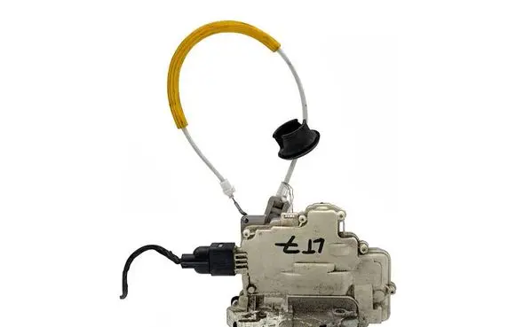 Seat Exeo (3R) Rear door lock