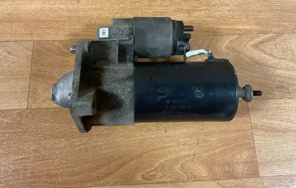 Volvo V70 Starter motor 0001108167