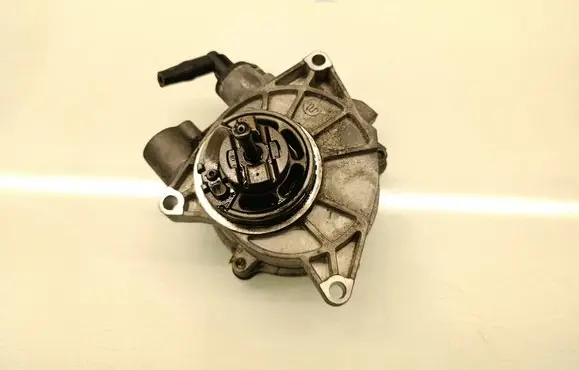 Opel Antara Vacuum pump 25183189 9140300110
