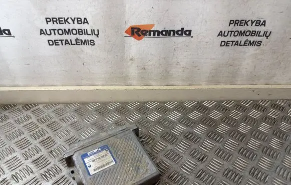 Volvo S40, V40 Engine control unit/module 7700868321