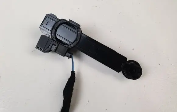 Polestar 2 Glovebox shock absorber 