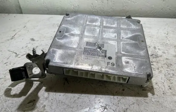 Toyota Corolla Verso AR10 Engine control unit/module 896610F 1158007612 1758007