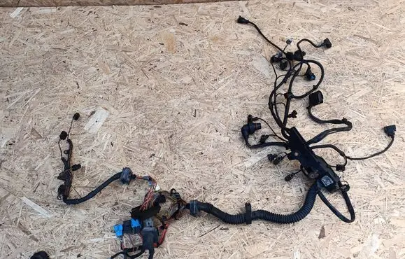 BMW 3 E90 E91 Engine installation wiring loom 7791710 7795904