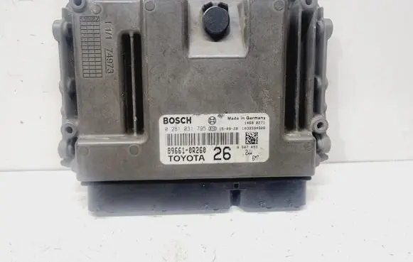 Toyota RAV 4 (XA40) Engine control unit/module 896610R260