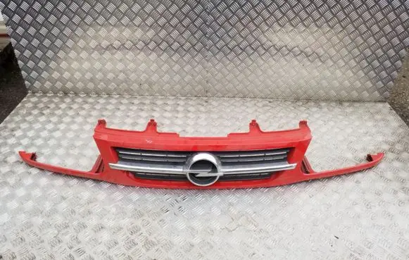 Opel Frontera B Front bumper upper radiator grill 91161390