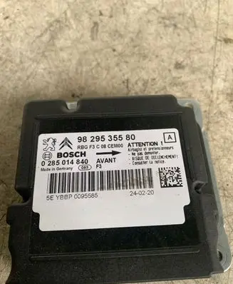 Citroen C4 Cactus Airbag control unit/module 9829535580