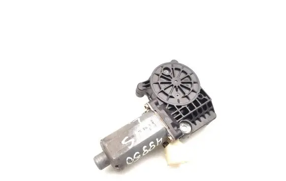 Mercedes-Benz CLK A208 C208 Front door window regulator motor 0130821918