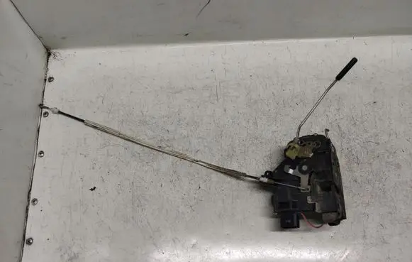 Audi A6 S6 C5 4B Front door lock