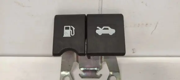 Engine bonnet (hood) release handle
