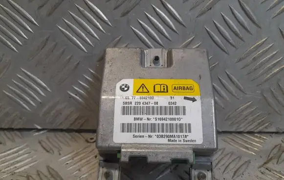 BMW 5 E60 E61 Airbag control unit/module 6942100 220434708 S16942100010