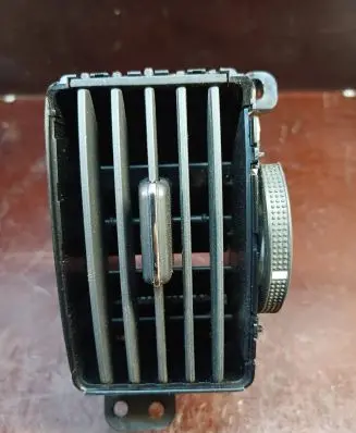 Toyota Corolla Verso AR10 Dash center air vent grill 6556414010 5565064010