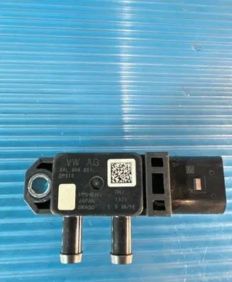 Skoda Octavia Mk3 (5E) Exhaust gas pressure sensor 04L906051