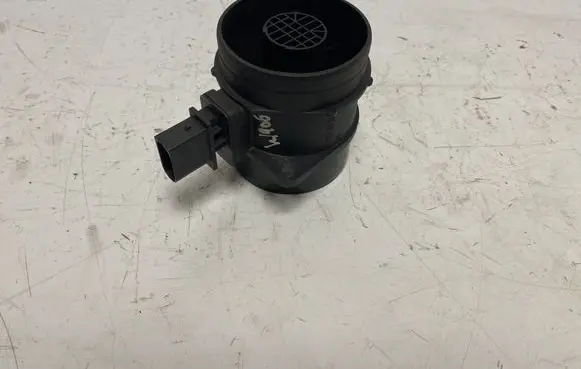 Mercedes-Benz Sprinter W906 Mass air flow meter A0000943248 0000943248