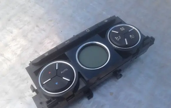 Citroen C3 Climate control unit 96753994XT