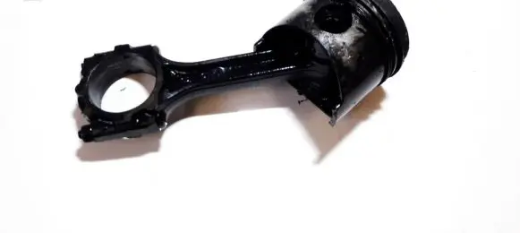 Mitsubishi Galant Piston with connecting rod
