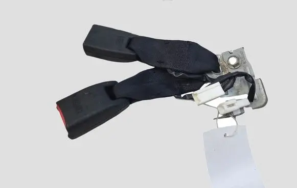 Mazda 6 Middle seatbelt buckle (rear)
