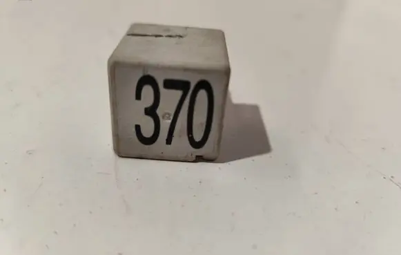 Audi A4 S4 B7 8E 8H Other relay 8D0951253