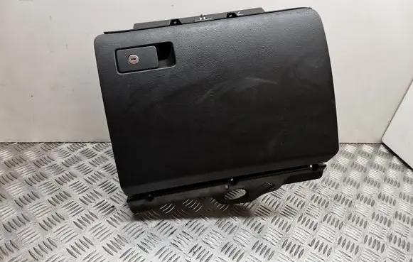 Volkswagen PASSAT B6 Glove box 3C1857114