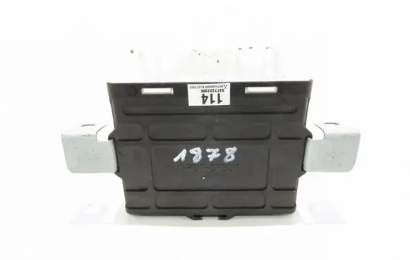 Mitsubishi Pajero Other control units/modules MR580114