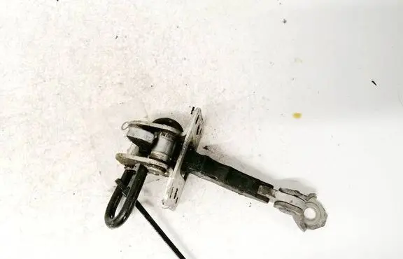Chevrolet Captiva Rear door check strap stopper