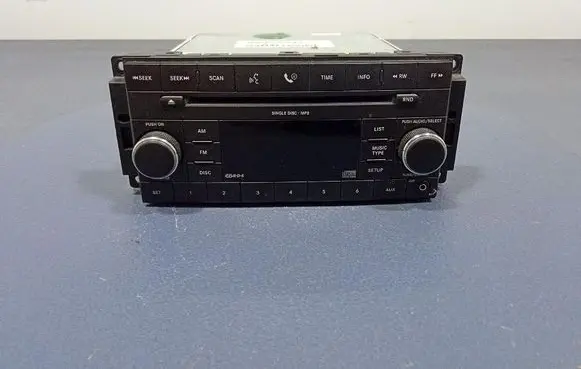 Dodge Magnum Radio/CD/DVD/GPS head unit P05064410AF