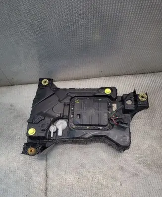 Opel Astra L AdBlue liquid reservoir 9826092080