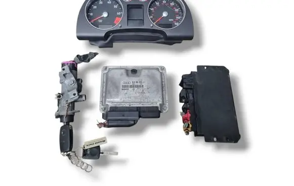 Audi TT Mk1 Engine ECU kit and lock set 0261206440 8L0906018J