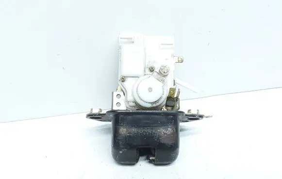 Subaru Legacy Tailgate/trunk/boot lock/catch/latch 