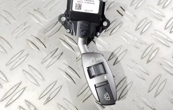 BMW 7 E65 E66 Wiper control stalk 695998702 0120676003